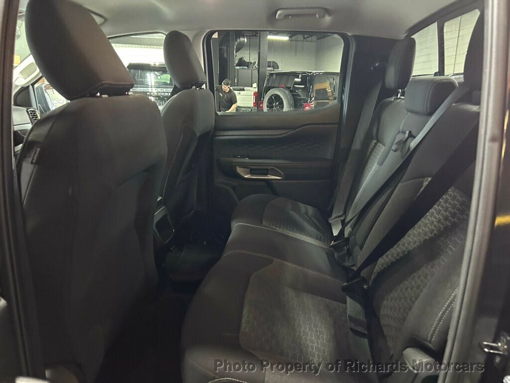 2024 Ford Ranger XLT 4WD SuperCrew 5' Box - Shadow Black exterior view 19