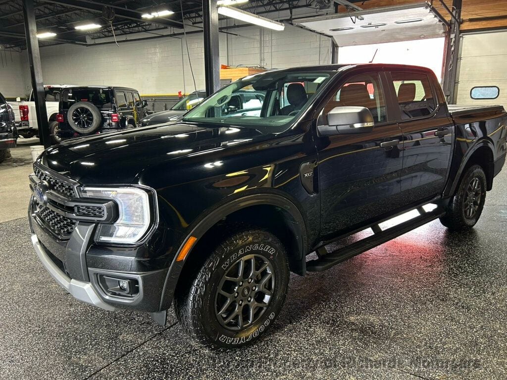 2024 Ford Ranger XLT 4WD SuperCrew 5' Box - Shadow Black exterior view 7