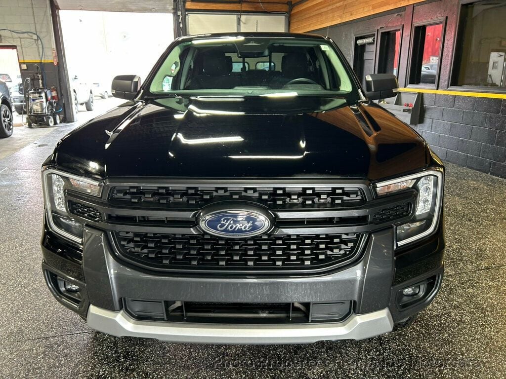 2024 Ford Ranger XLT 4WD SuperCrew 5' Box - Shadow Black exterior view 8