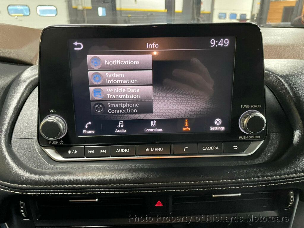 2021 Nissan Rogue AWD S - Glacier White exterior view 10