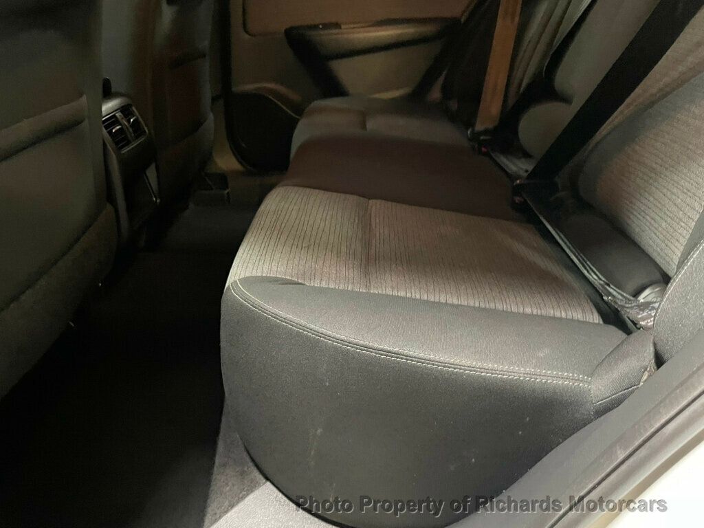 2021 Nissan Rogue AWD S - Glacier White exterior view 12