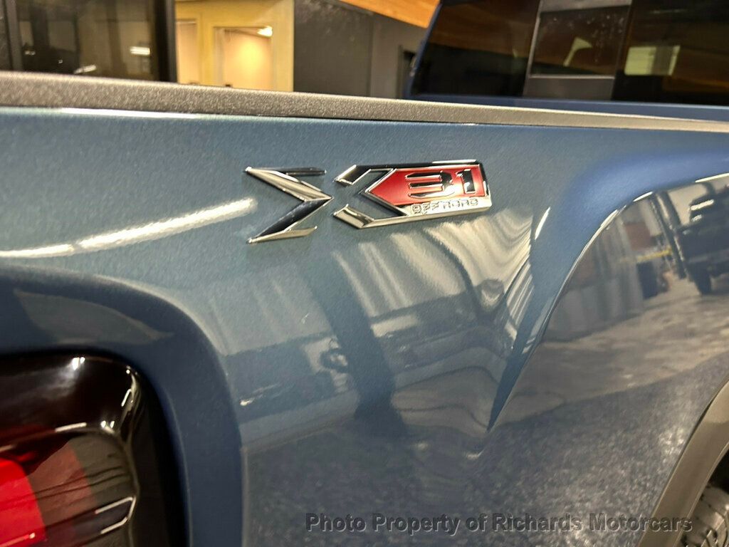 2024 GMC Sierra 2500HD - Downpour Metallic exterior view 13