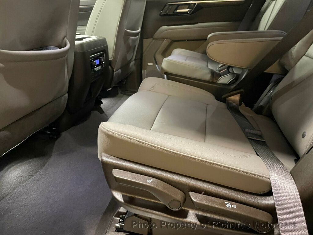 2026 Chevrolet Tahoe 4WD 4dr Z71 - Cypress Gray exterior view 17