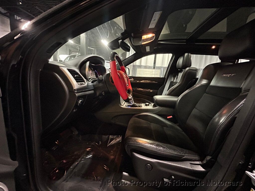2018 Jeep Grand Cherokee SRT 4x4 - Diamond Black Crystal Pearlcoat exterior view 14