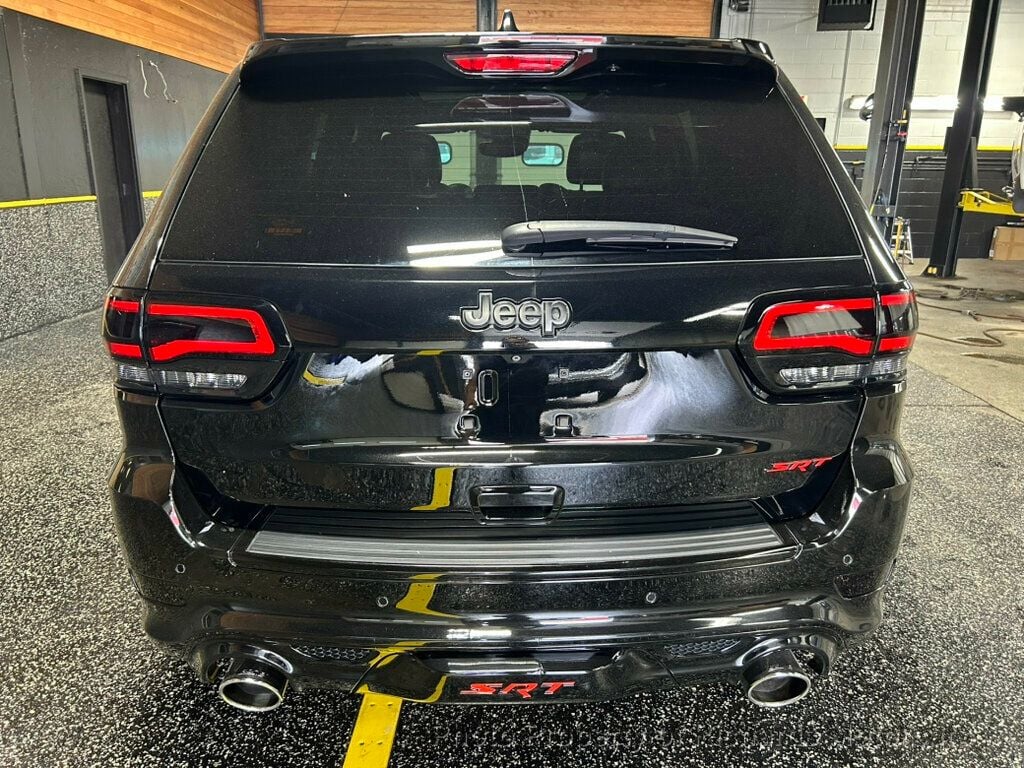 2018 Jeep Grand Cherokee SRT 4x4 - Diamond Black Crystal Pearlcoat exterior view 3
