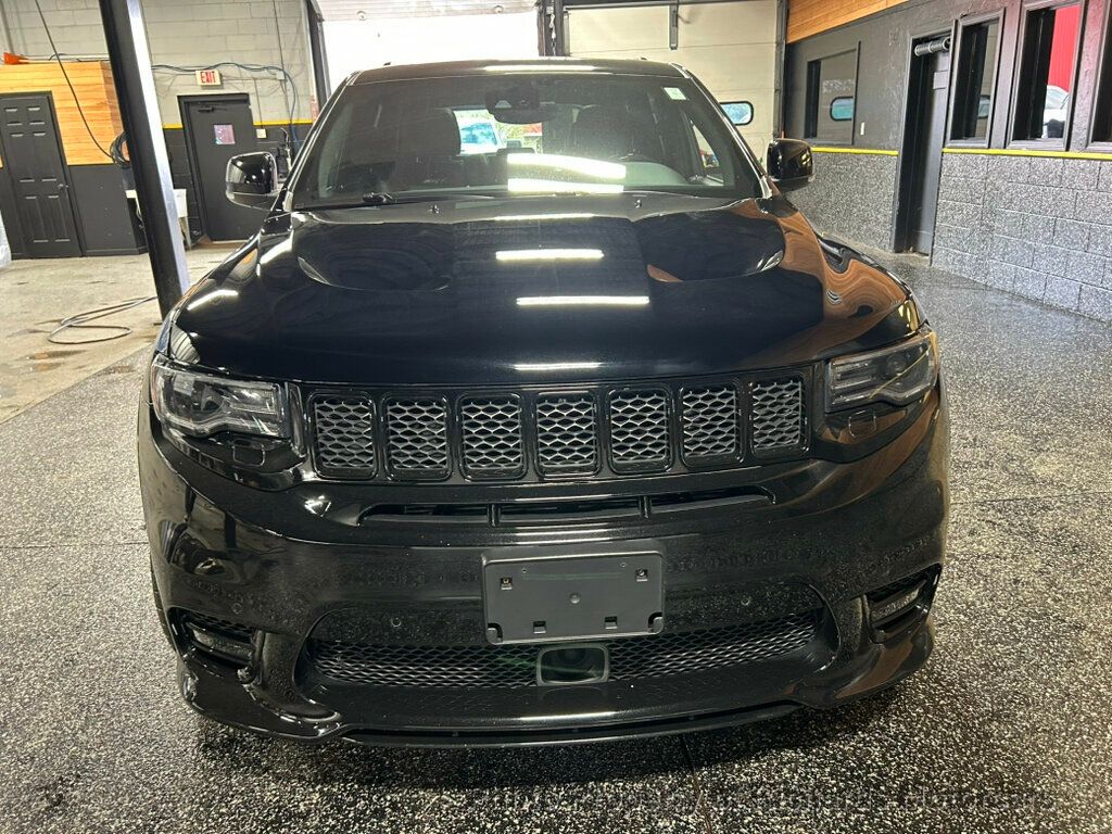 2018 Jeep Grand Cherokee SRT 4x4 - Diamond Black Crystal Pearlcoat exterior view 7
