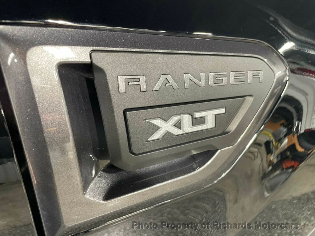 2022 Ford Ranger XLT 4WD SuperCrew 5' Box - Shadow Black exterior view 8