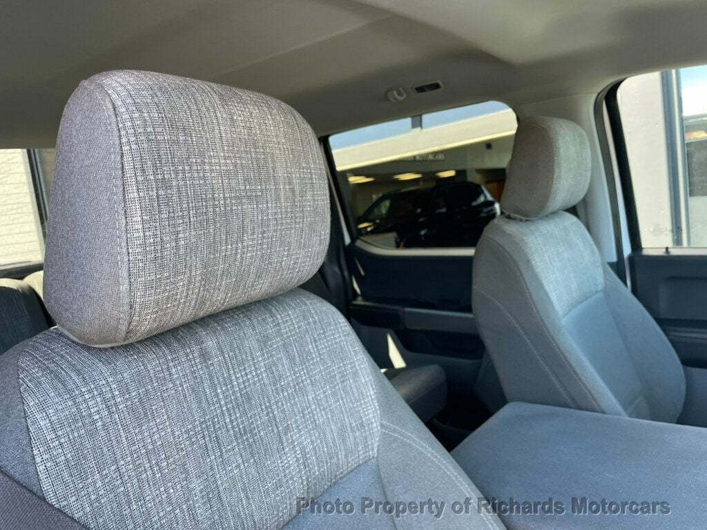 2022 Ford F-150 XLT 4WD SuperCrew 5.5' Box - Oxford White exterior view 20