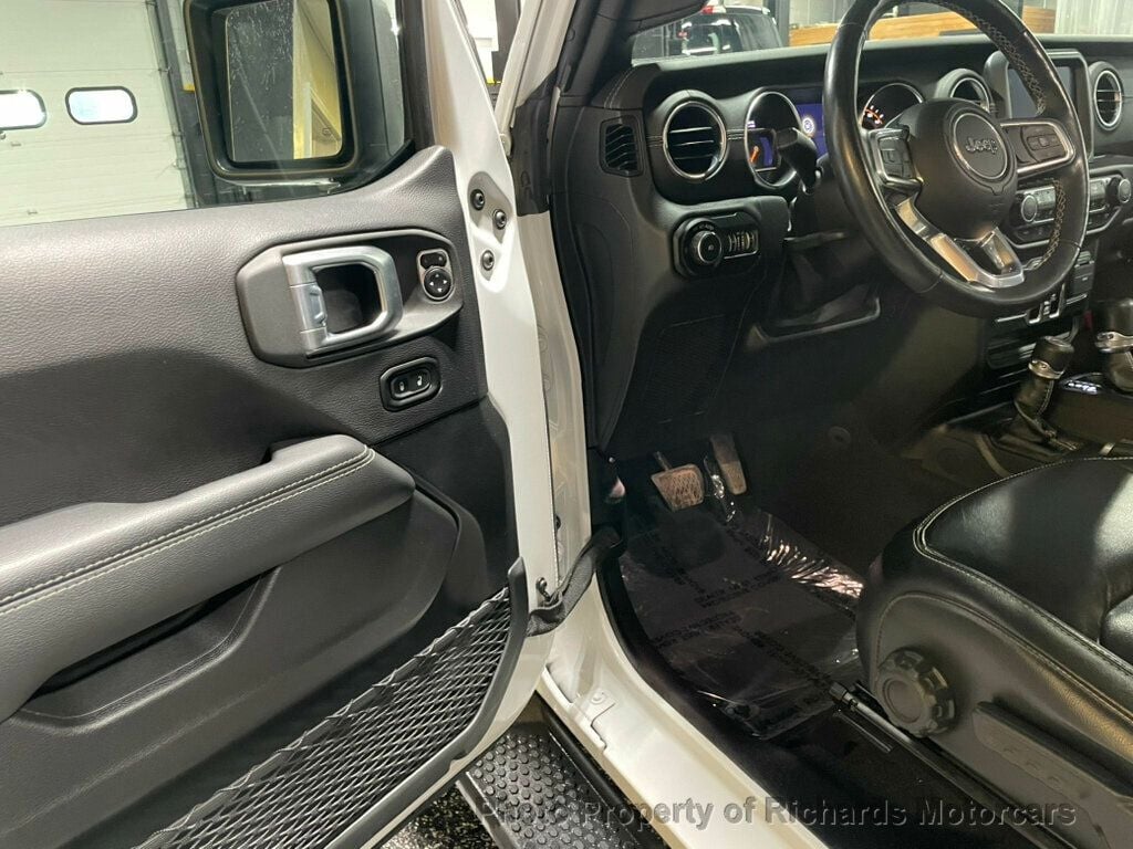 2021 Jeep Wrangler - Bright White Clearcoat exterior view 10