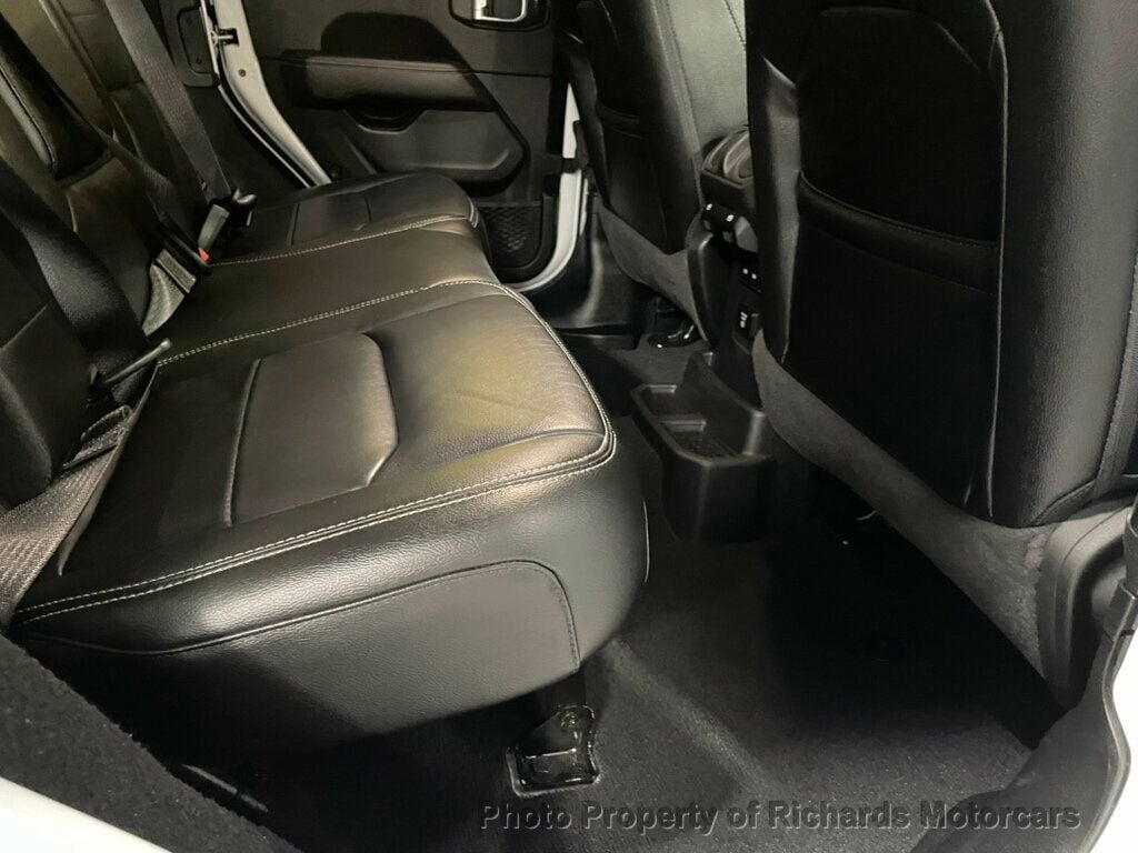 2021 Jeep Wrangler - Bright White Clearcoat exterior view 19