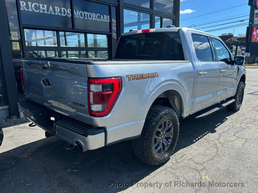 2022 Ford F-150 - Iconic Silver Metallic exterior view 3