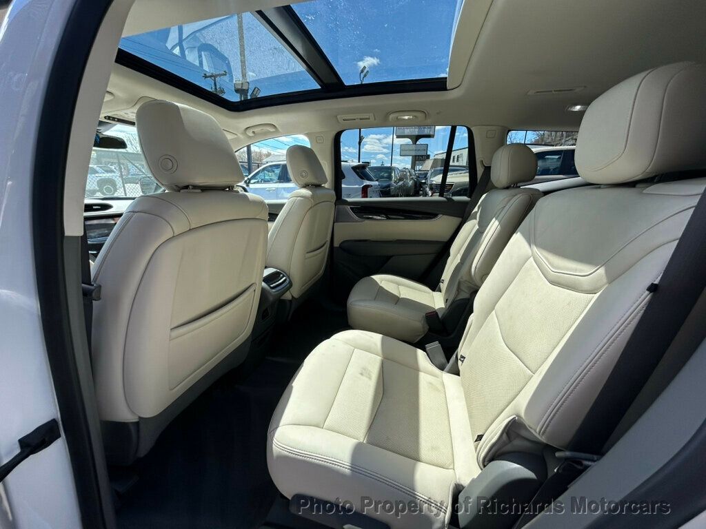 2022 Cadillac XT6 AWD 4dr Premium Luxury - Crystal White Tricoat exterior view 17