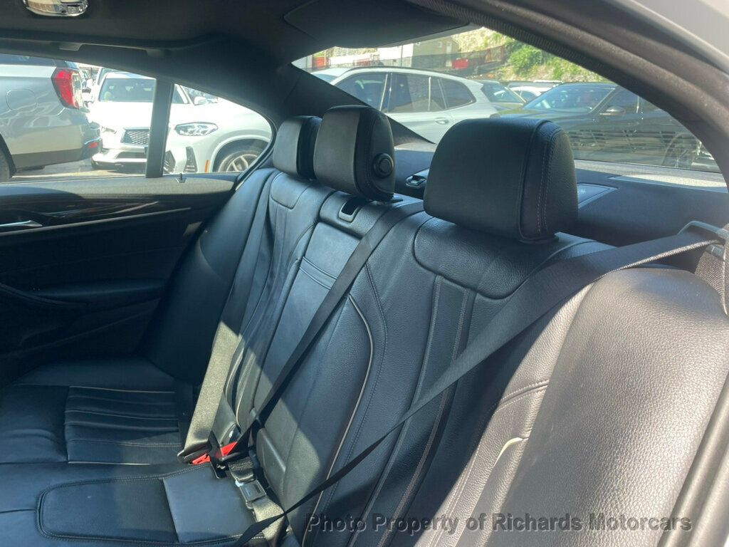 2019 BMW 5 Series 540i xDrive - Alpine White exterior view 20
