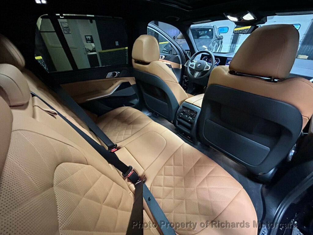 2026 BMW X5 xDrive40i Sports Activity Vehicle - Marina Bay Blue Metallic exterior view 20