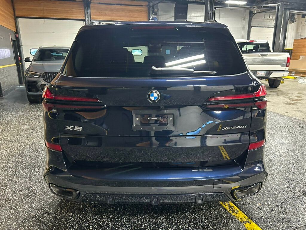 2026 BMW X5 xDrive40i Sports Activity Vehicle - Marina Bay Blue Metallic exterior view 4