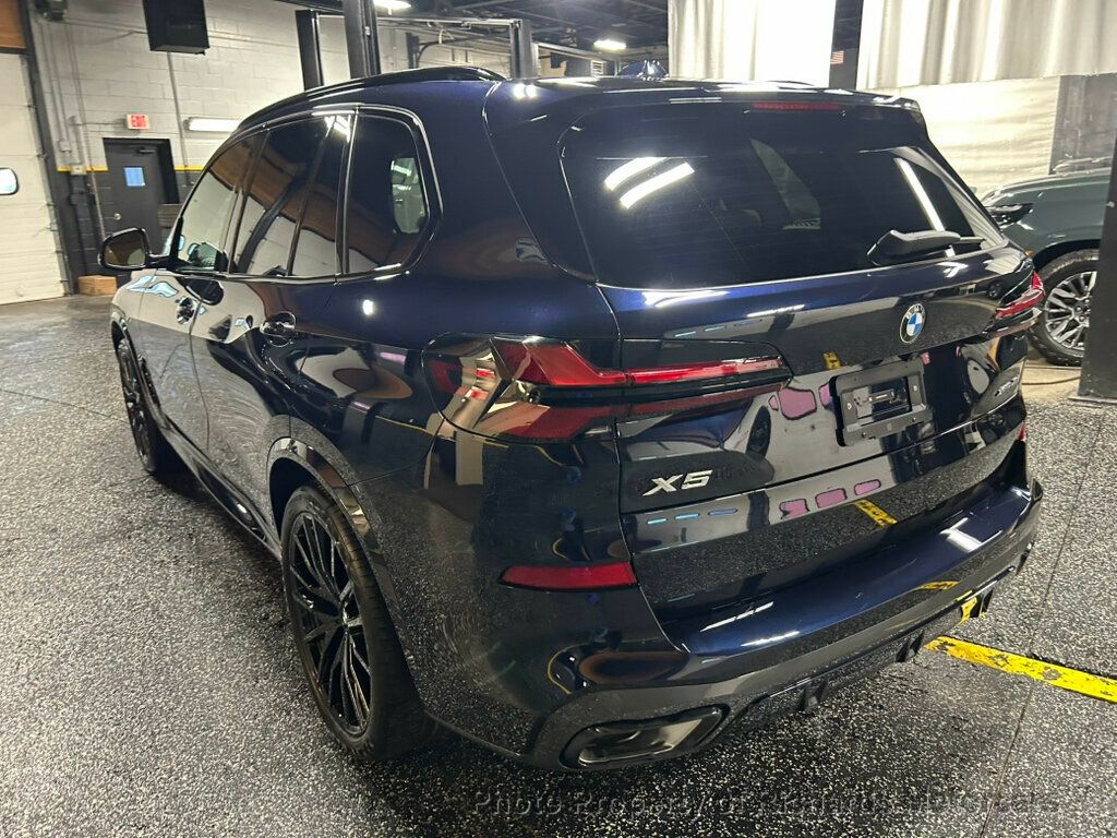 2026 BMW X5 xDrive40i Sports Activity Vehicle - Marina Bay Blue Metallic exterior view 5