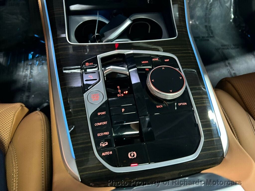 2025 BMW X5 xDrive40i Sports Activity Vehicle - Marina Bay Blue Metallic exterior view 14