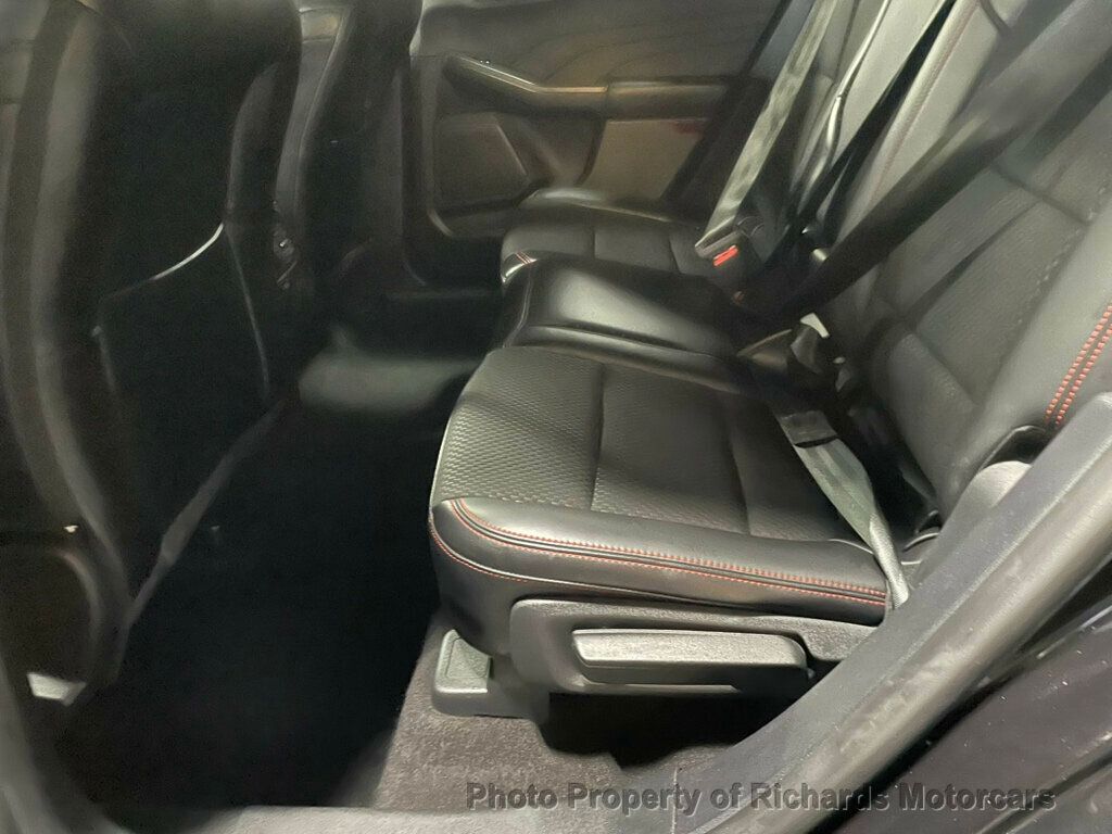2024 Ford Escape ST-Line AWD - Agate Black Metallic exterior view 13