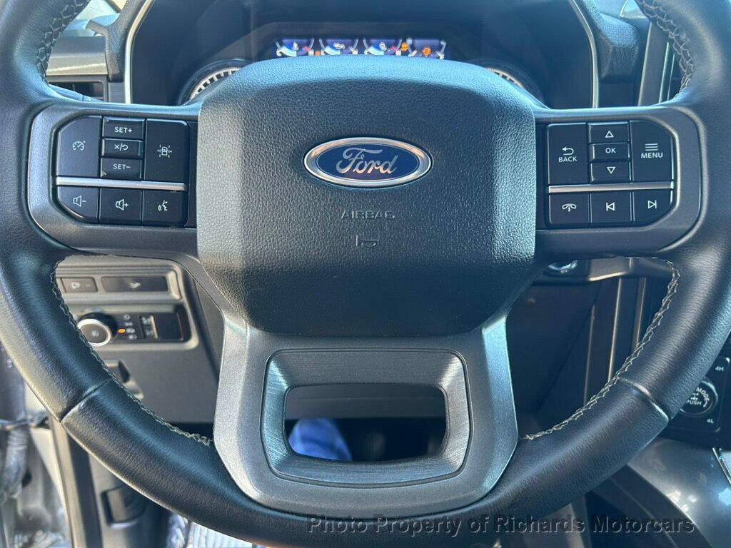 2023 Ford F-150 XLT 4WD SuperCrew 6.5' Box - Iconic Silver Metallic exterior view 14