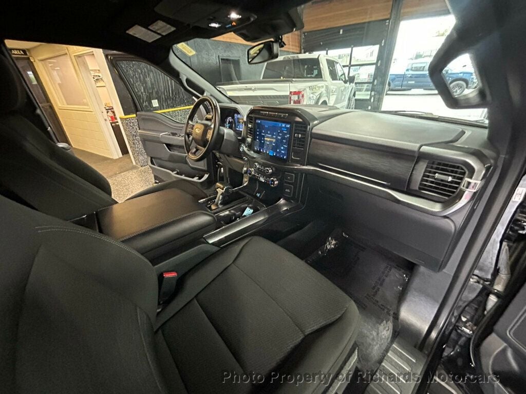 2023 Ford F-150 - Agate Black Metallic exterior view 20