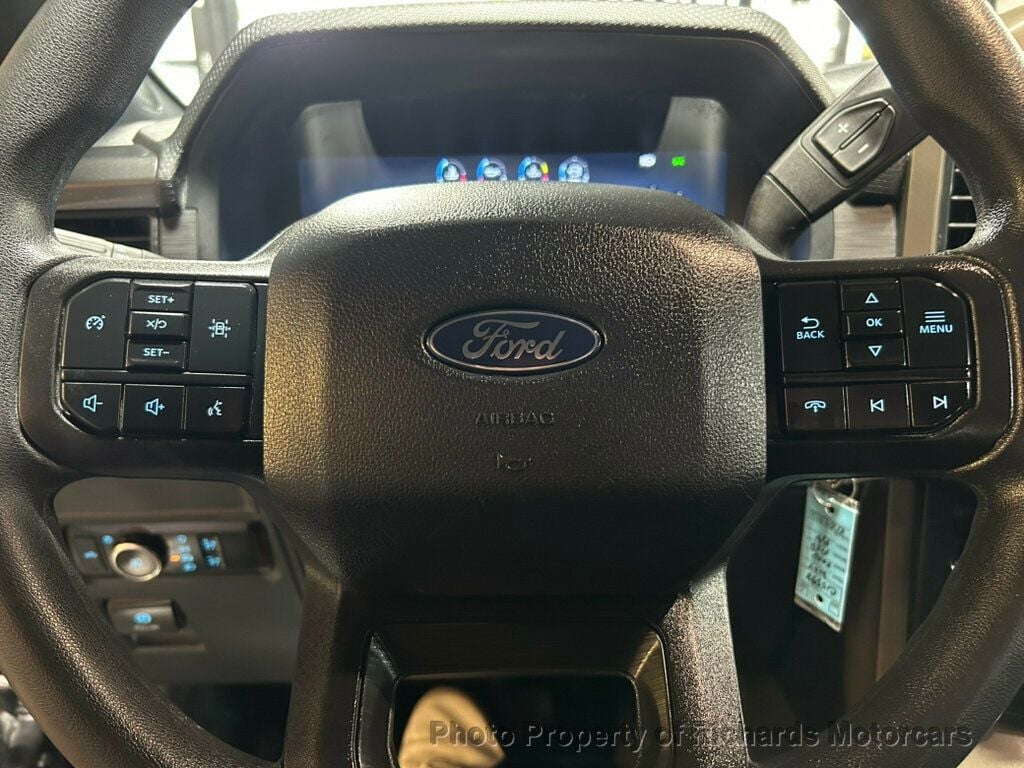 2024 Ford F-150 STX 4WD SuperCrew 5.5' Box - Agate Black Metallic exterior view 14