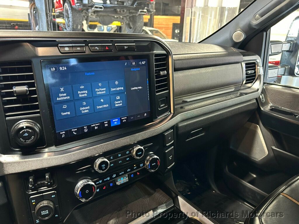 2023 Ford Super Duty F-250 SRW Platinum 4WD Crew Cab 6.75' Box - Agate Black Metallic exterior view 12
