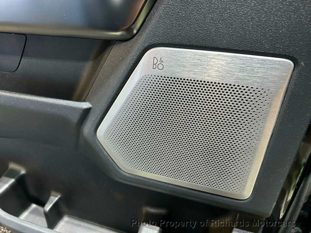 2023 Ford Super Duty F-250 SRW Platinum 4WD Crew Cab 6.75' Box - Agate Black Metallic exterior view 15