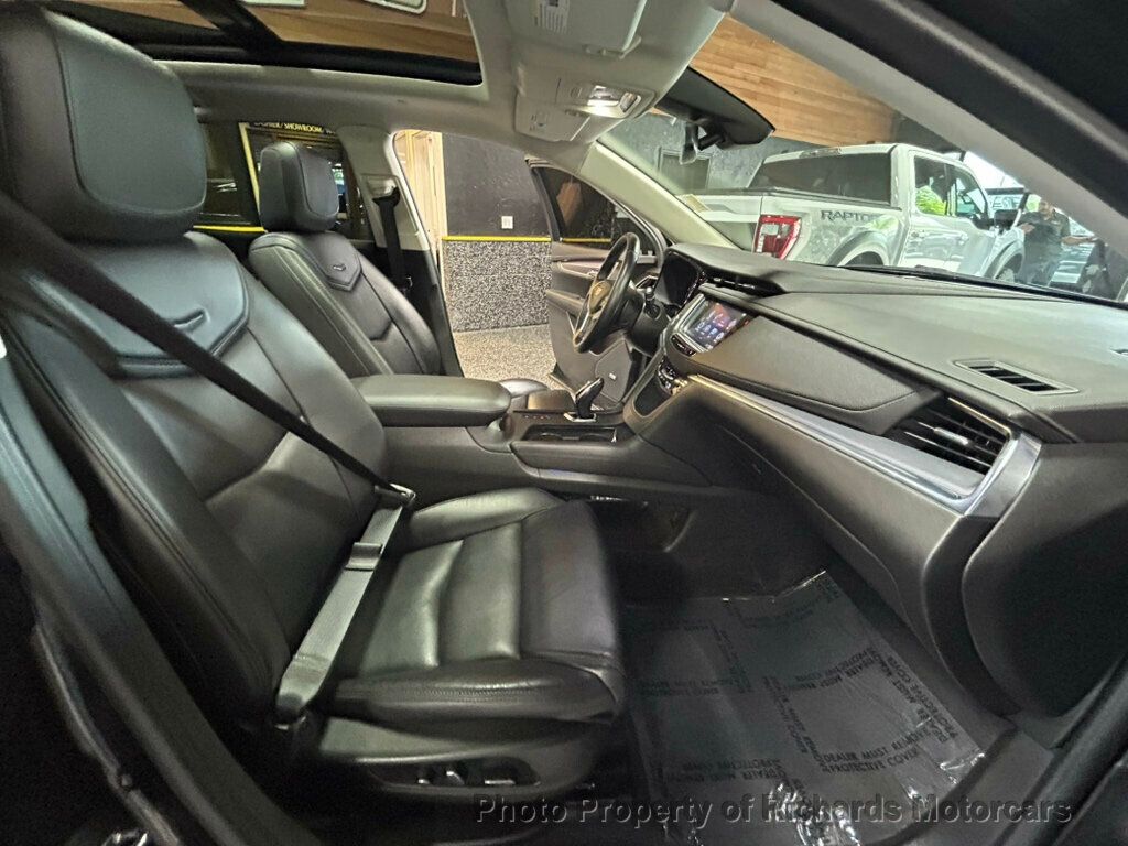 2017 Cadillac XT5 AWD 4dr Premium Luxury - Stellar Black Metallic exterior view 19