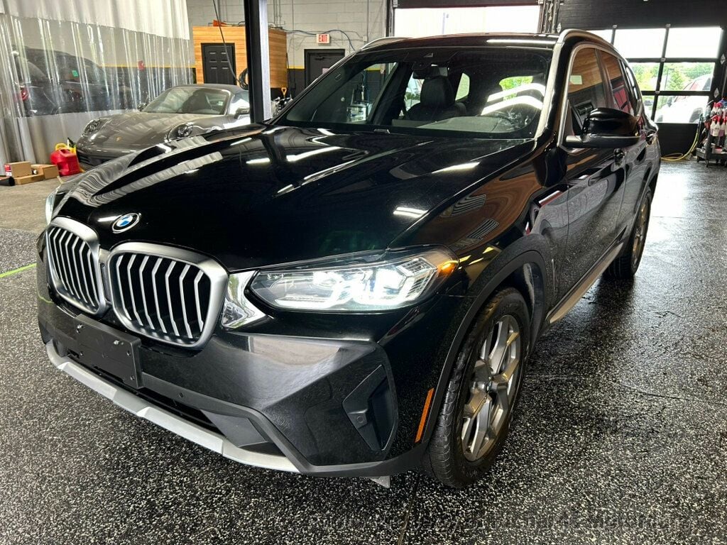2023 BMW X3 xDrive30i Sports Activity Vehicle - Black Sapphire Metallic exterior view 6