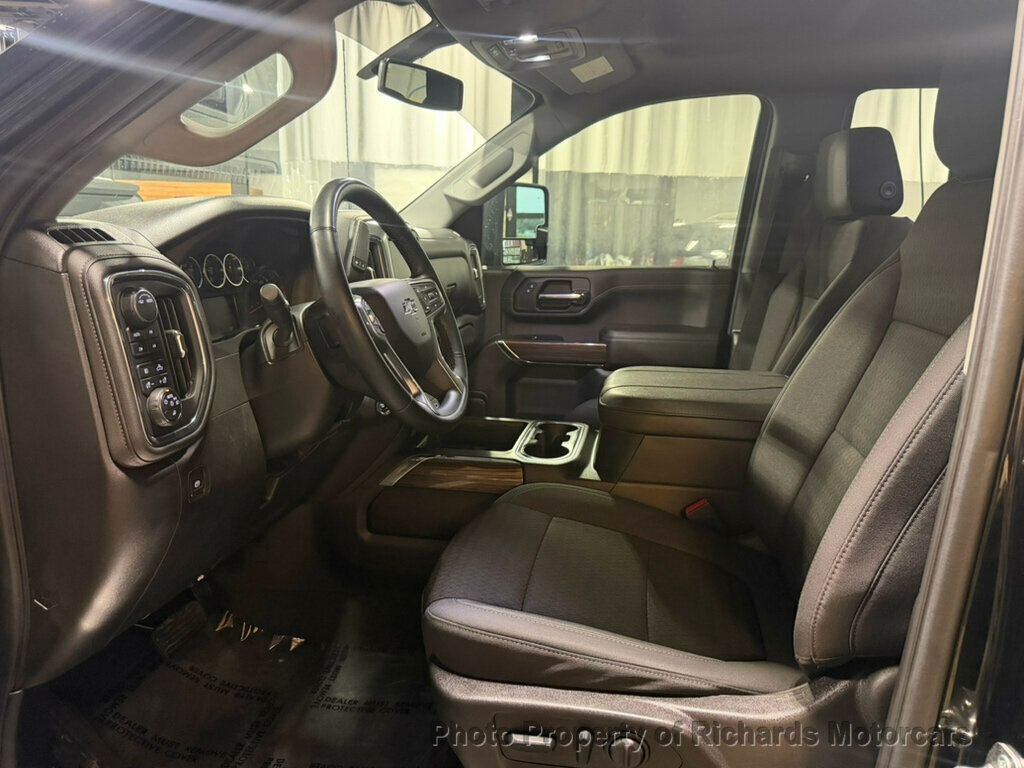 2023 Chevrolet Silverado 2500HD - Black exterior view 13