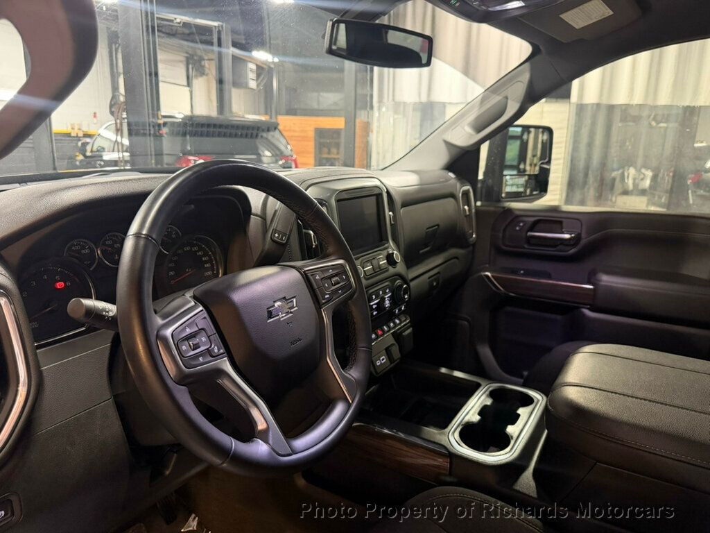 2023 Chevrolet Silverado 2500HD - Black exterior view 14
