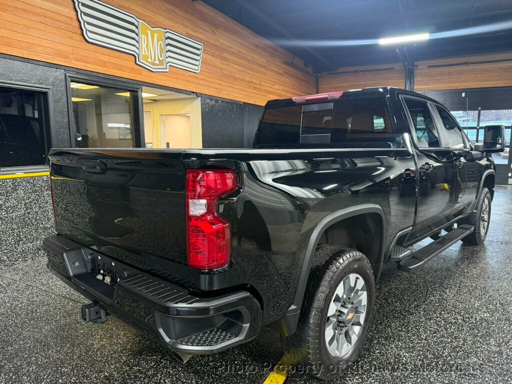 2023 Chevrolet Silverado 2500HD - Black exterior view 3