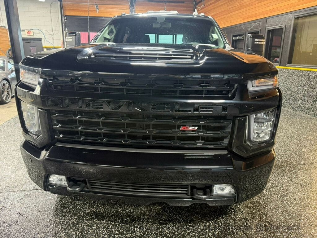 2023 Chevrolet Silverado 2500HD - Black exterior view 9
