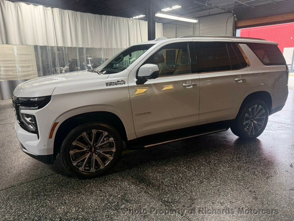 2026 Chevrolet Tahoe 4WD 4dr High Country - Polar White Tricoat exterior view 6