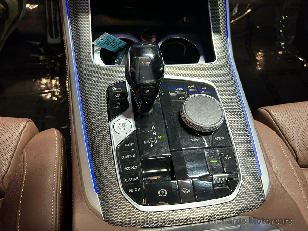 2021 BMW X5 xDrive40i Sports Activity Vehicle - Mineral White Metallic exterior view 14