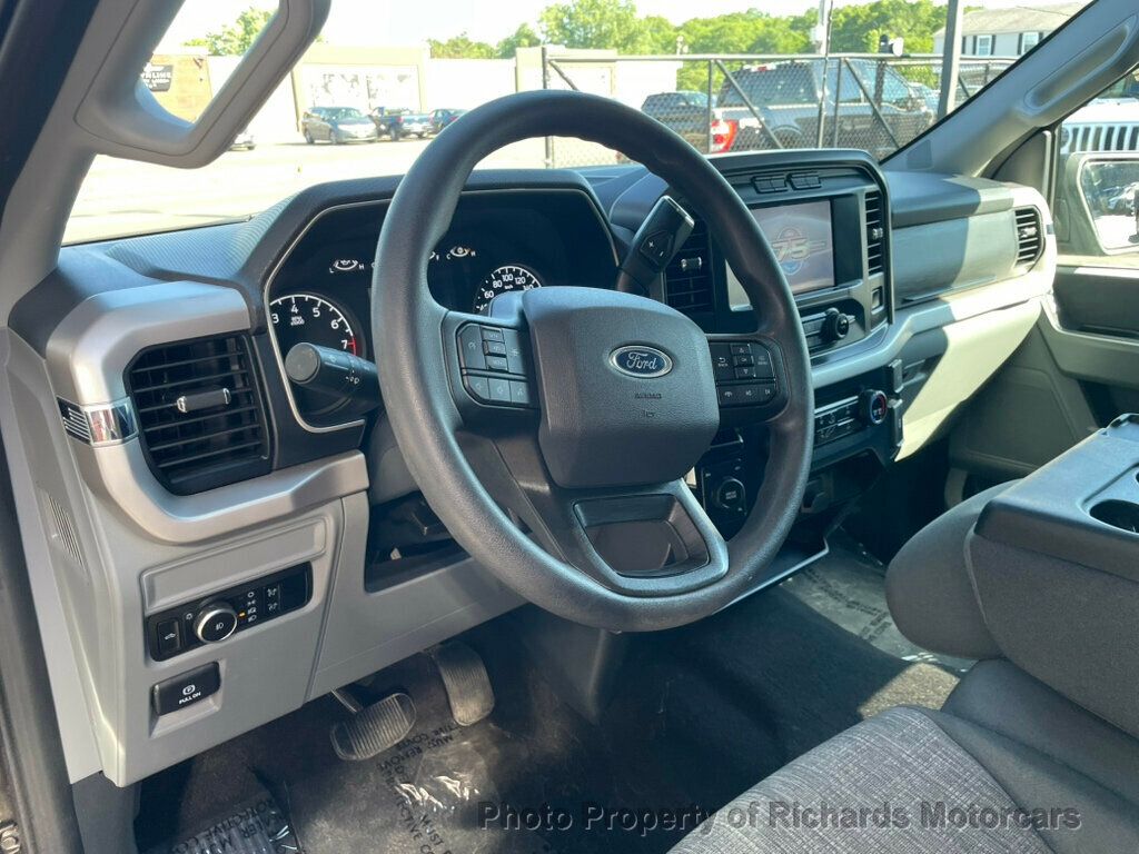 2023 Ford F-150 - Agate Black Metallic exterior view 12