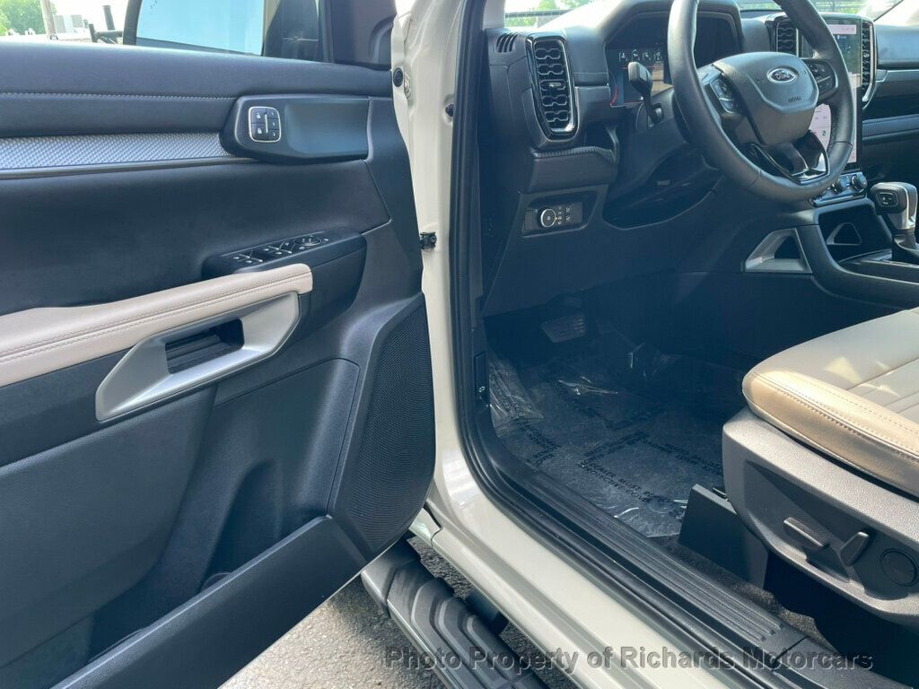 2026 Ford Ranger LARIAT 4WD SuperCrew 5' Box - Desert Sand exterior view 10