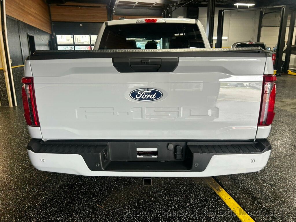 2024 Ford F-150 STX 4WD SuperCrew 5.5' Box - Avalanche exterior view 4