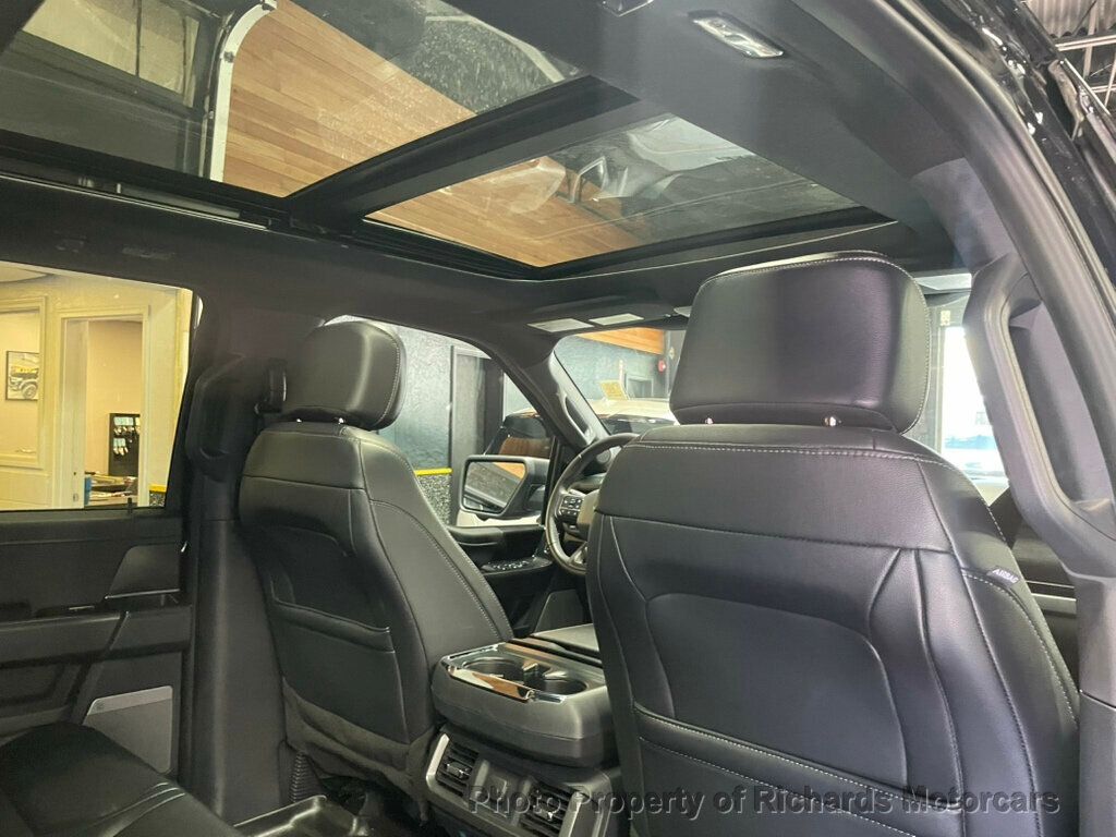 2024 Ford F-150 XLT 4WD SuperCrew 5.5' Box - Agate Black Metallic exterior view 19