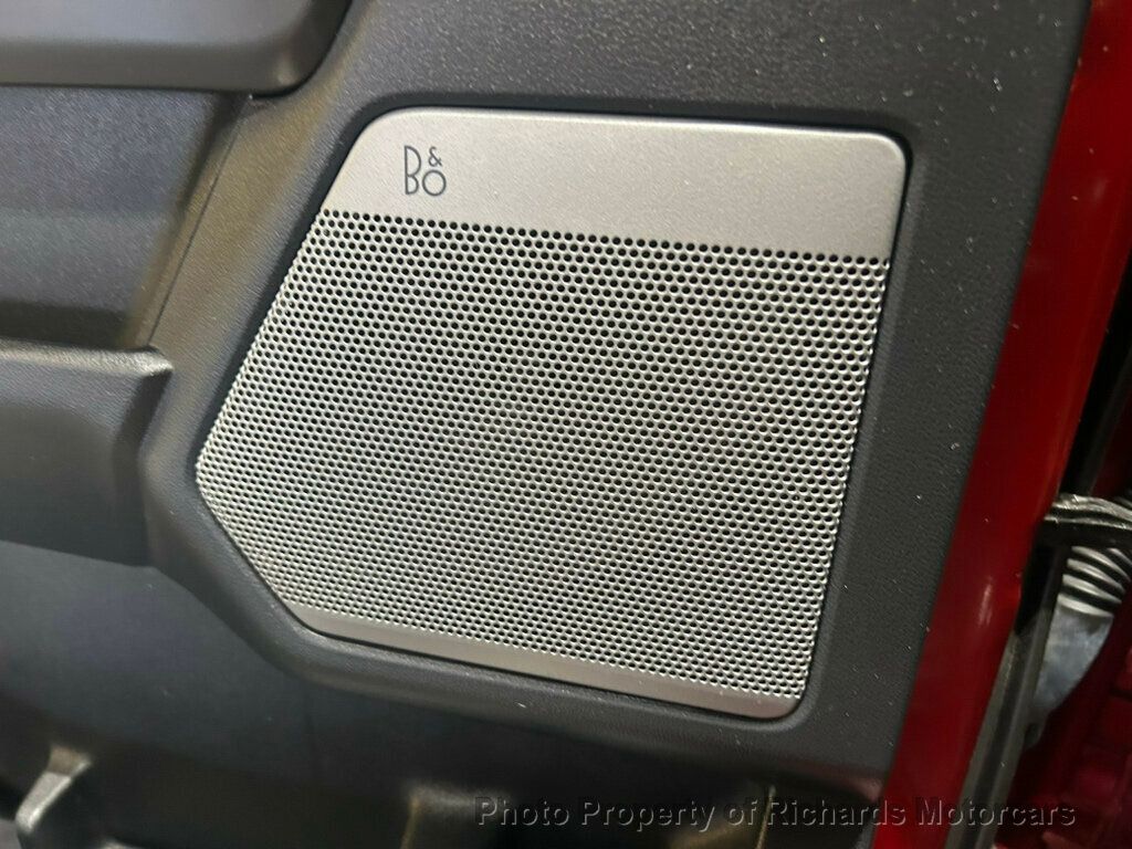 2024 Ford F-150 XLT 4WD SuperCrew 5.5' Box - Rapid Red Metallic Tinted Clearcoat exterior view 16