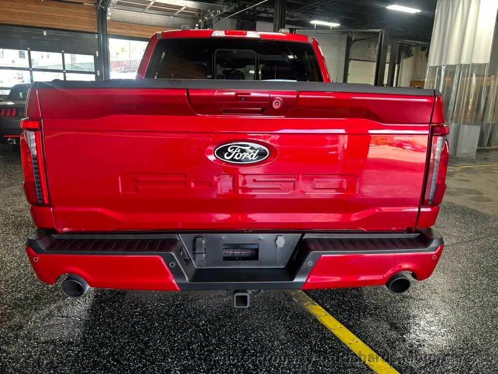 2024 Ford F-150 XLT 4WD SuperCrew 5.5' Box - Rapid Red Metallic Tinted Clearcoat exterior view 4