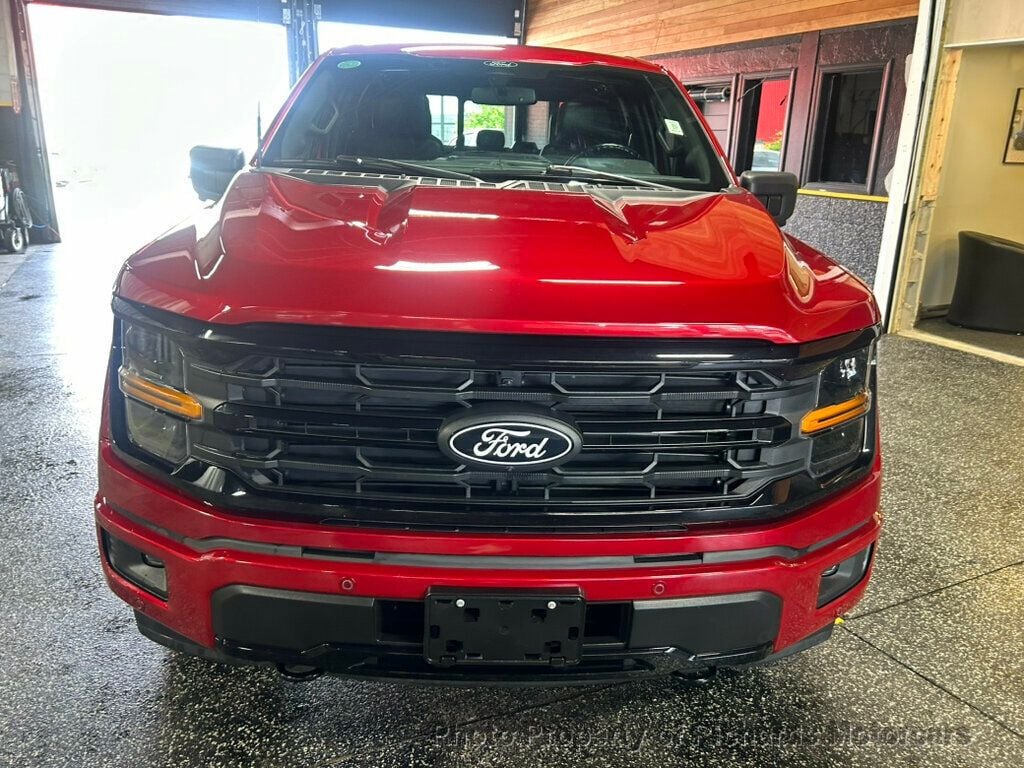 2024 Ford F-150 XLT 4WD SuperCrew 5.5' Box - Rapid Red Metallic Tinted Clearcoat exterior view 8