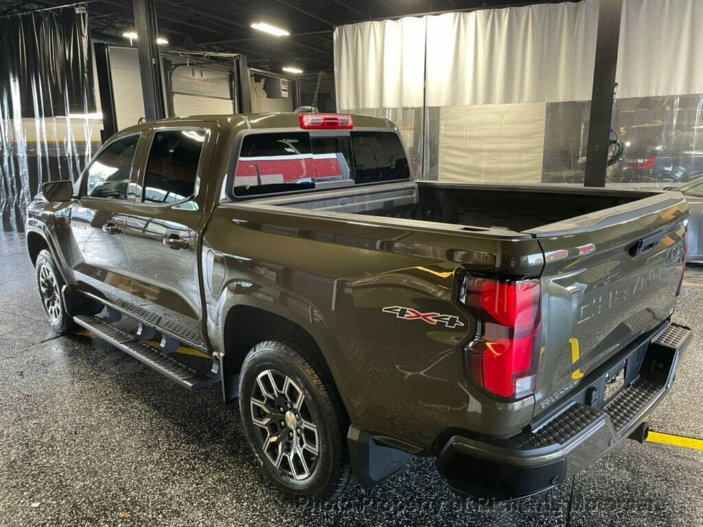 2024 Chevrolet Colorado 4WD Crew Cab LT - Sand Dune Metallic exterior view 5