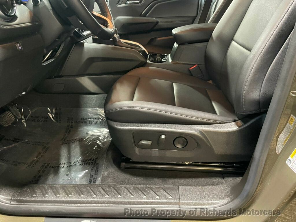 2024 Chevrolet Colorado 4WD Crew Cab LT - Sand Dune Metallic exterior view 7