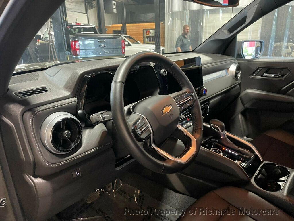 2024 Chevrolet Colorado 4WD Crew Cab LT - Sand Dune Metallic exterior view 9