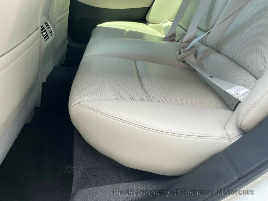 2023 INFINITI Q50 LUXE AWD - Majestic White exterior view 16