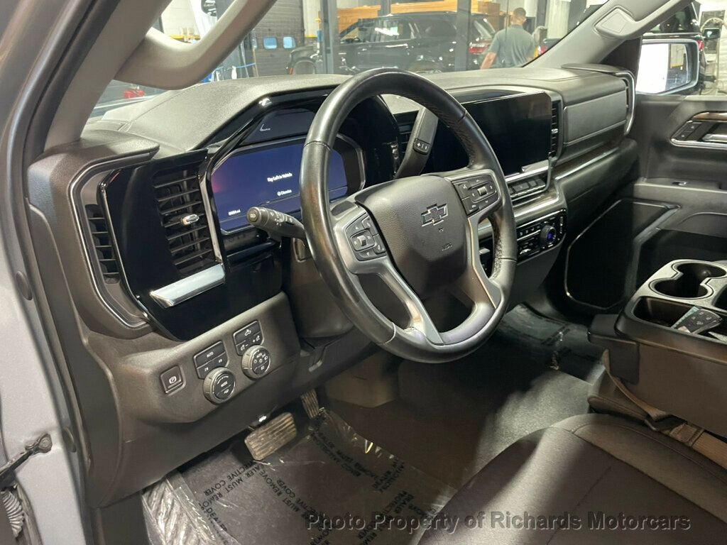 2024 Chevrolet Silverado 1500 - Dark Ash Metallic exterior view 12