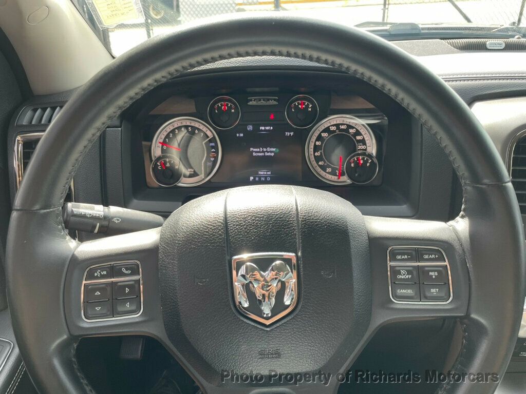 2017 Ram 1500 Night 4x4 Crew Cab 5'7