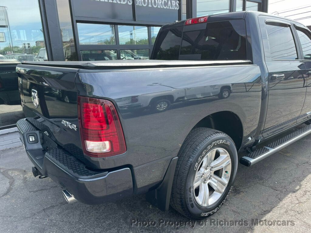 2017 Ram 1500 Night 4x4 Crew Cab 5'7