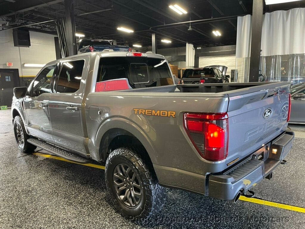 2025 Ford F-150 Tremor 4WD SuperCrew 5.5' Box - Carbonized Gray Metallic exterior view 5